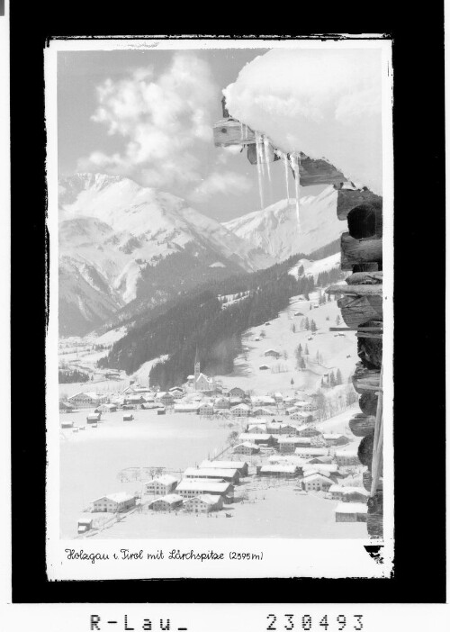 Holzgau in Tirol mit Lärchspitze 2395 m