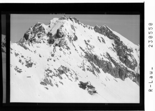 [Schneefernerhaus mit Zugspitze]