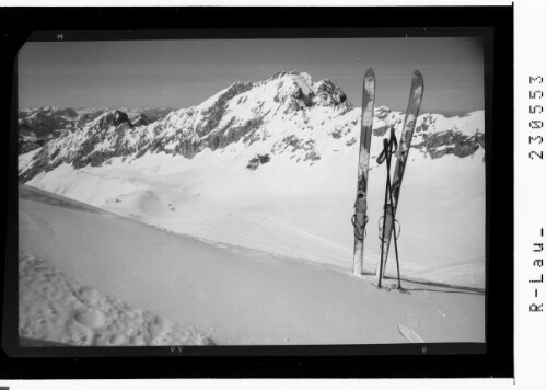 [Blick zum Schneefernerhaus mit Zugspitze und Höllentalspitzen]