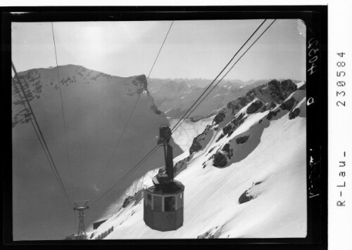 [Blick von der Zugspitzgipfelbahn gegen Wetterstein und Lechtaler Alpen]