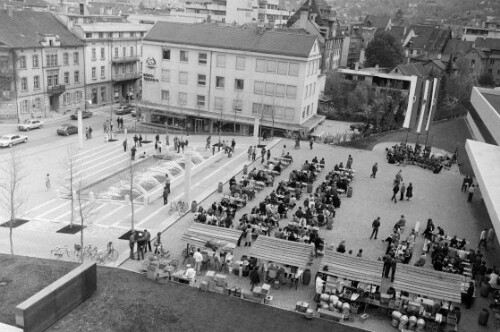 Fest anlässlich der Einweihung des neuen Landhauses