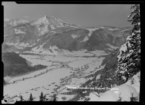 Blick vom Sonderdach auf Bezau mit Hangspitze