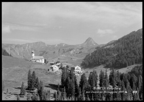 Damüls Vorarlberg mit Damülser Mittagspitz 2097 m