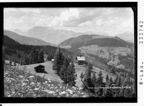 Anton-Graf-Hütte am Brentenjoch 1430 m : [Anton-Graf-Hütte in der Wildschönau gegen Sonnwend Gebirge, Tirol]