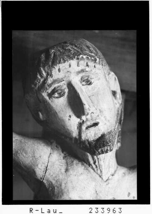 [Kunst in Österreich - Christushaupt eines alten Bauernkreuzes im Gr. Walsertal, Vorarlberg]