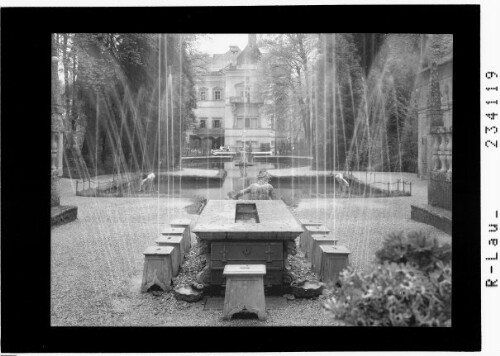 [Wasserspiele in Salzburg]