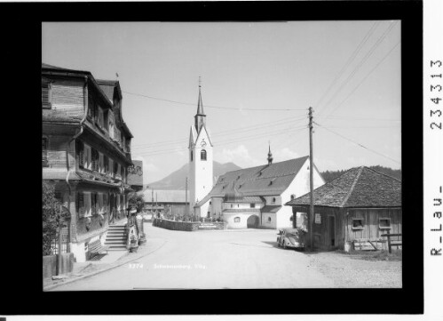 Schwarzenberg / Vorarlberg : [Gasthof Hirschen mit Pfarrkirche in Schwarzenberg / Bregenzerwald]