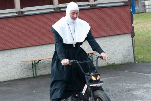 Röns - Fasching - Schmutziga Donnerstag - Bratenstehlen