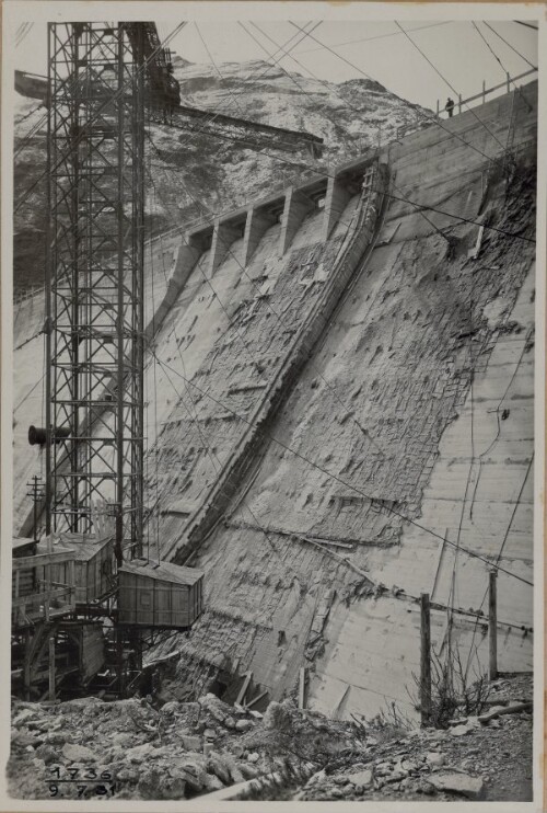 Vermuntwerk, Staumauer, Hochwasserüberfall