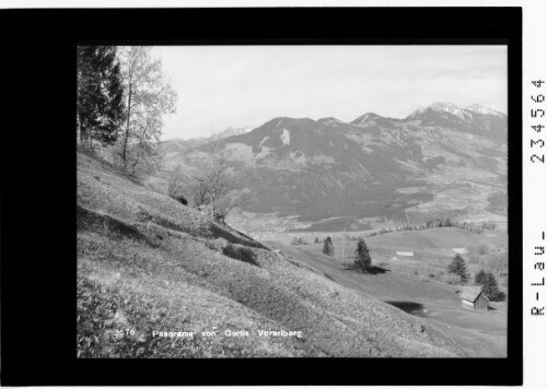 Panorama von Gurtis / Vorarlberg : [Blick von Gurtis gegen Hohen Freschen und Walserkamm mit Hoch Gerach]
