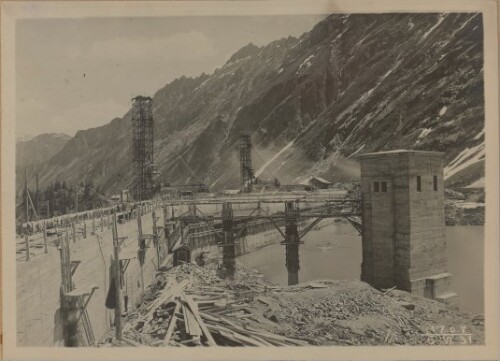 Staumauer Vermunt, Gesamtansicht der Wassereite von W nach O