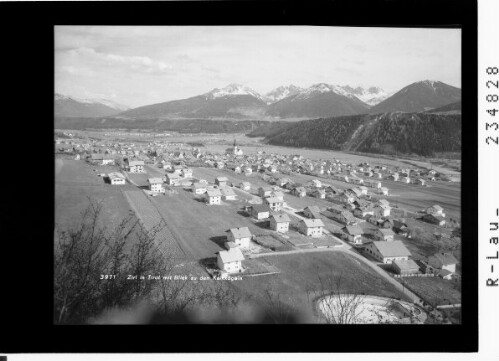 Zirl in Tirol mit Blick zu den Kalkkögeln