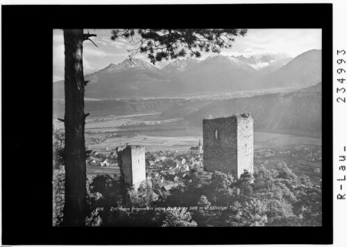 Zirl - Ruine Fragensteib gegen Nockspitze 2406 m und Kalkkögel / Tirol