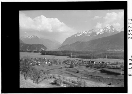 Bludesch im Walgau gegen Zwölferkopf / Vorarlberg