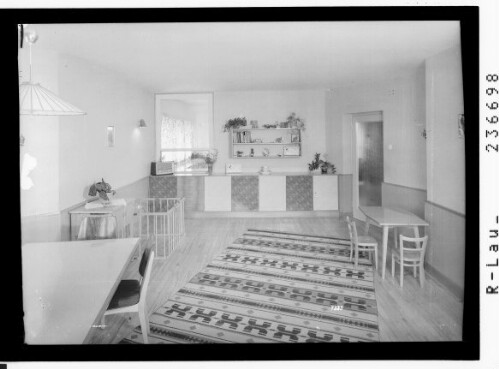 [Aus dem SOS Kinderdorf Wienerwald bei Hinterbrühl / Niederösterreich]