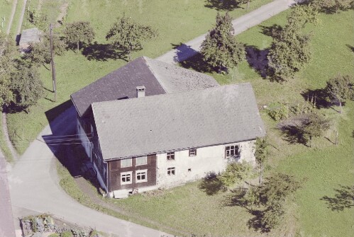 Schrägluftaufnahmen von Gebäuden der Gemeinde Göfis