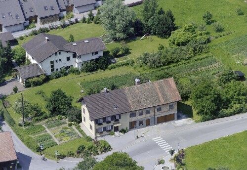 Schrägluftaufnahmen von Gebäuden der Stadt Feldkirch, Tisis