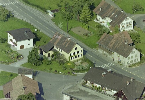 Schrägluftaufnahmen von Gebäuden der Gemeinde Weiler