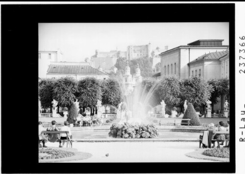 Salzburg / Mirabellgarten : [Mirabellgarten gegen Dom und Festung Hohensalzburg]
