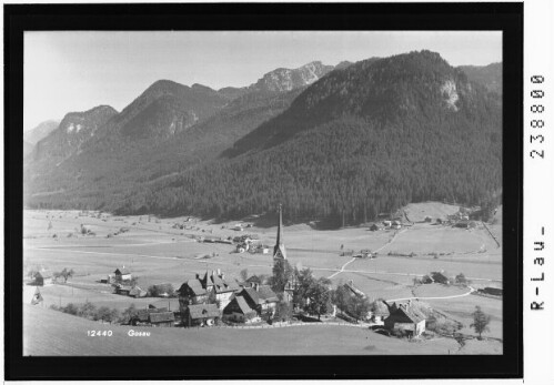 Gosau : [Teilansicht von Gosau mit Blick zum Plassen / Salzkammergut]