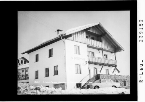 Frühstück-Pension Alpenheim 1436 m / Fiss - Tirol / Johann Bale