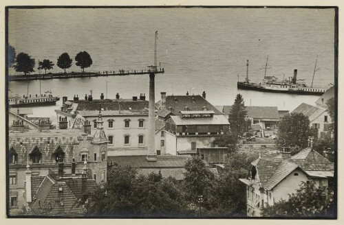 Dampferhafen : Dampfer Kaiserin Maria Theresia (links), Dampfer Kaiserin Elisabeth (rechts)