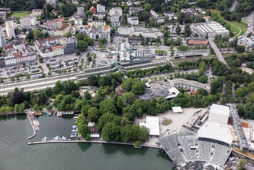 [Bregenz - Bodenseeufer, Festspielgelände, Bahnhof, Gondelhafen]