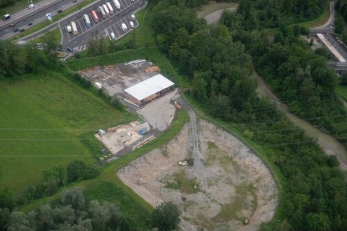 [Dornbirn - Süd, Rheintalautobahn, Parkplatz, Tierschutzheim]