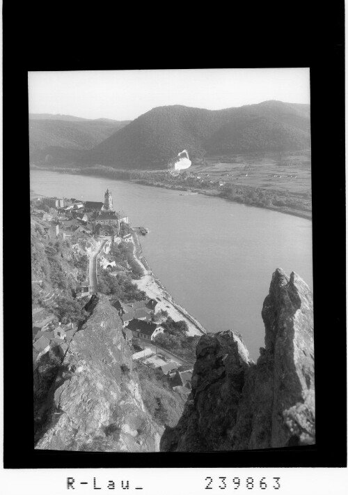 [Dürnstein in der Wachau gegen Rossatzbach / Niederösterreich]