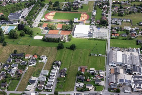 [Lustenau - Sportpark, Parkbad, Gymnasium, Rheinhalle, Tennisplatz]