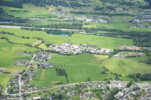 [Satteins - SV Satteins, DOMA Solartechnik, Jenni Elektromaschinenbau, Promota Textil]