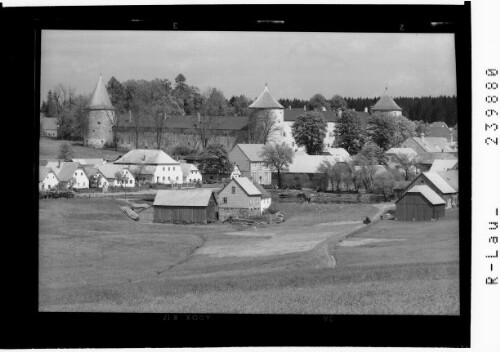 [Schloss Ottenschlag im Waldviertel / Niederösterreich]