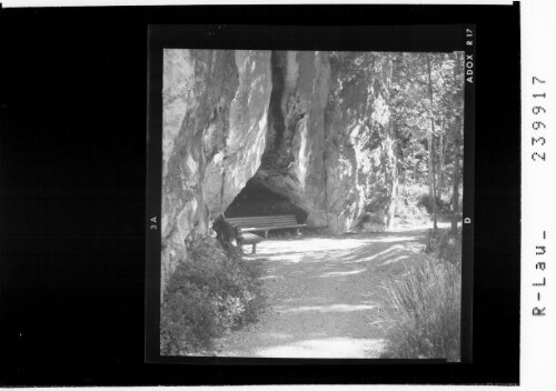 [Felsenpromenade in Bad Goisern / Rastplatz]