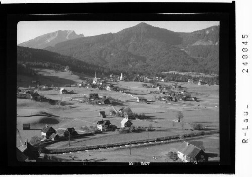 [Gosau mit Blick zum Gamsfeld / Salzkammergut]