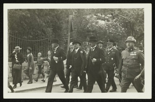 Oberstleutnant Feurstein und Bundeskanzler Schuschnigg in Dornbirn