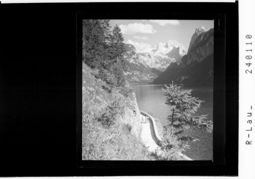 [Der Vordere Gosausee mit Blick in den Dachstein / Salzkammergut]