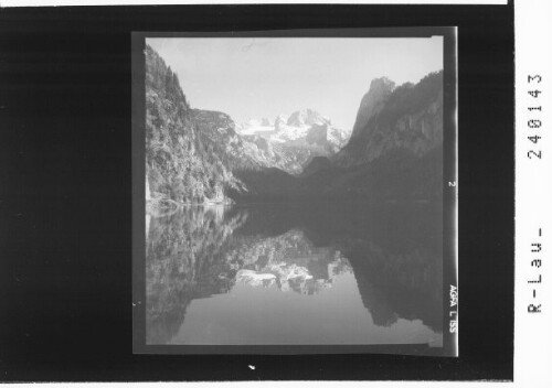 [Der Vordere Gosausee mit Blick in den Dachstein]