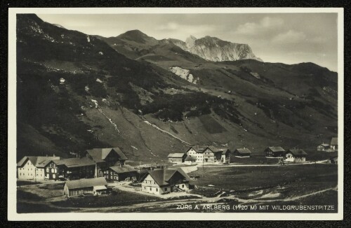 Zürs a. Arlberg (1720 m) mit Wildgrubenspitze