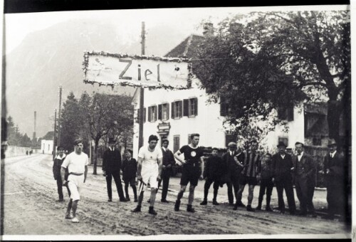 Staffellauf durch Bludenz