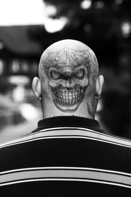 Feldkirch, Blickwechsel, Köpfe von hinten