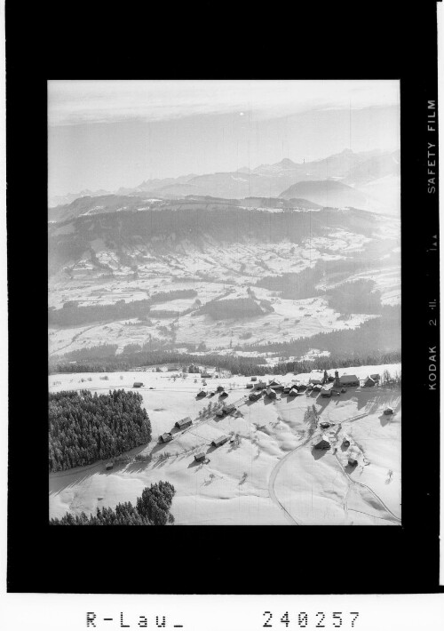 [Blick auf Sulzberg gegen den Hohen Ifen und Allgäuer Alpen / Vorarlberg]