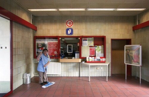 Götzis, Bahnhof, Schalterhalle