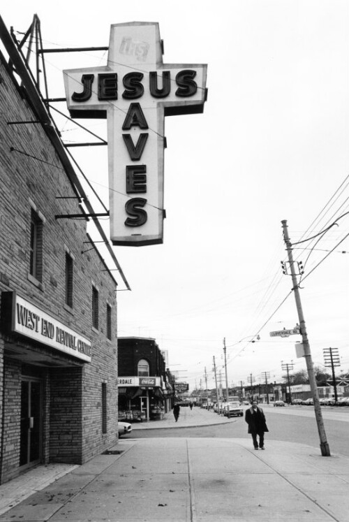 Canada, Toronto, Leuchtschild  Jesus Saves 