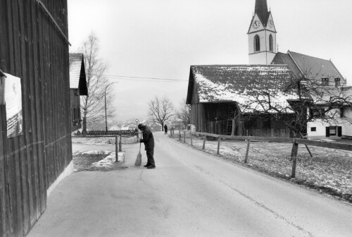 Frastanz - Schlossweg zur Pfarrkiche