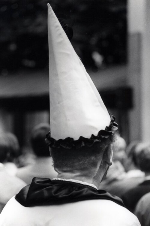 St. Gallen, Blickwechsel, Köpfe von hinten, Fasching