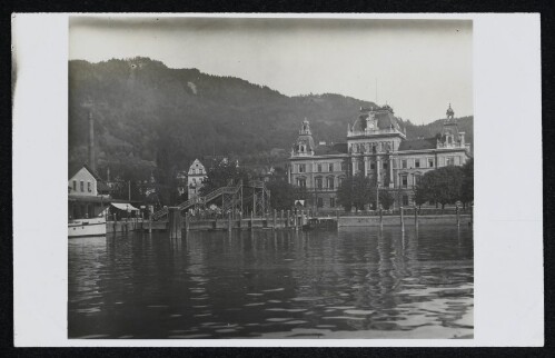 [Bregenz Hafen mit Postamt]