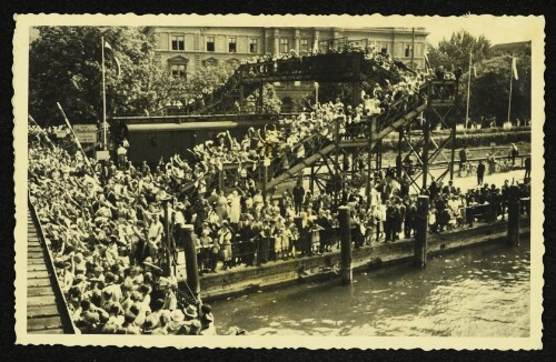 [Brücke am Bregenzer Hafen]