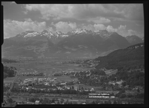 Tosters bei Feldkirch mit Schweizer Bergen