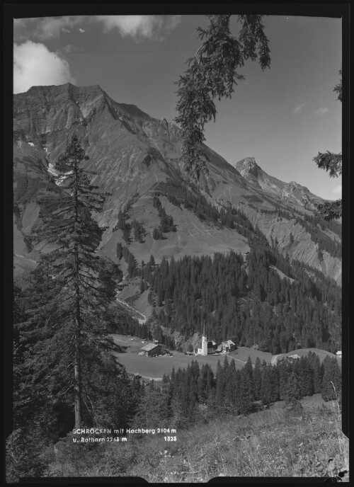Schröcken mit Hochberg 2304 m u. Rothorn 2245 m