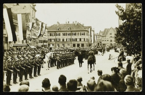 Gedenktafelenthüllung des Regiments Rainer in Bregenz
